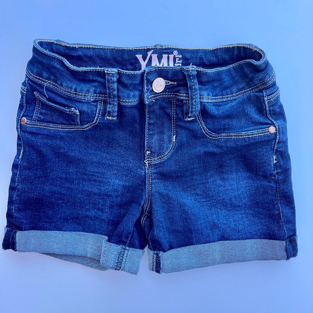 YMI Girls Size 8 cuffed dark denim shorts Stretch